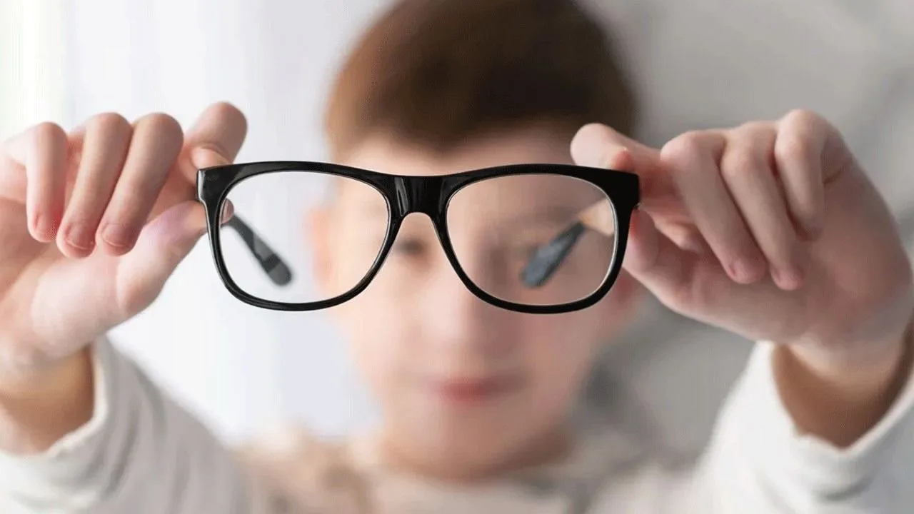 Miyopta ışığın retinanın önüne odaklanması